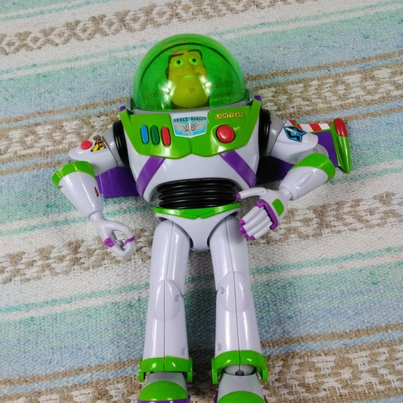 Vintage Other - BUZZ LIGHT-YEAR VINTAGE GREEN  TALKING BUZZ  1994
